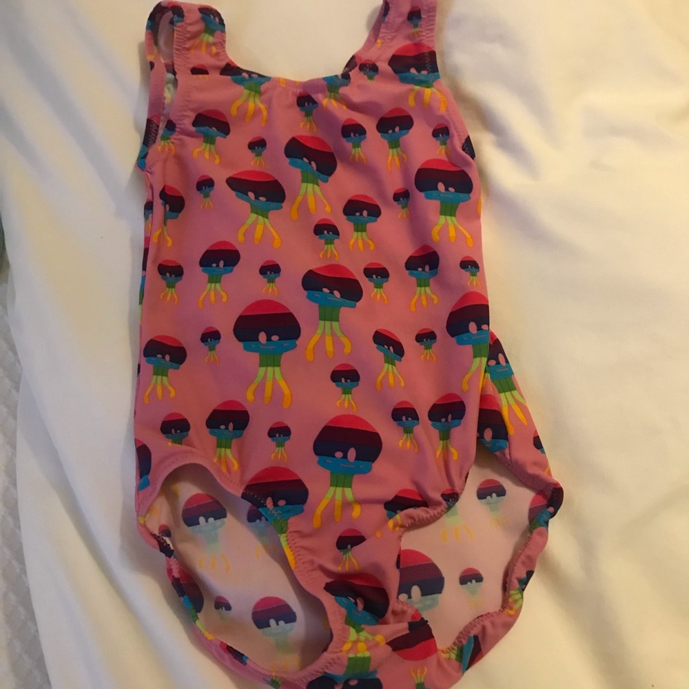 Gymnastics leotard size 4-6.  It’s from Susie’s.